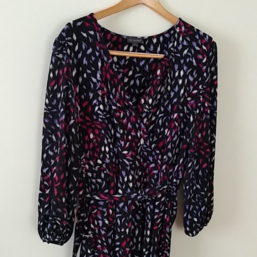 Limited dress